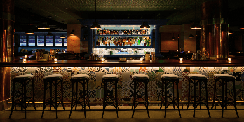 Lighting Creates the Vibe at This South Beach Restaurant case study pure edge miami la cantina side 800